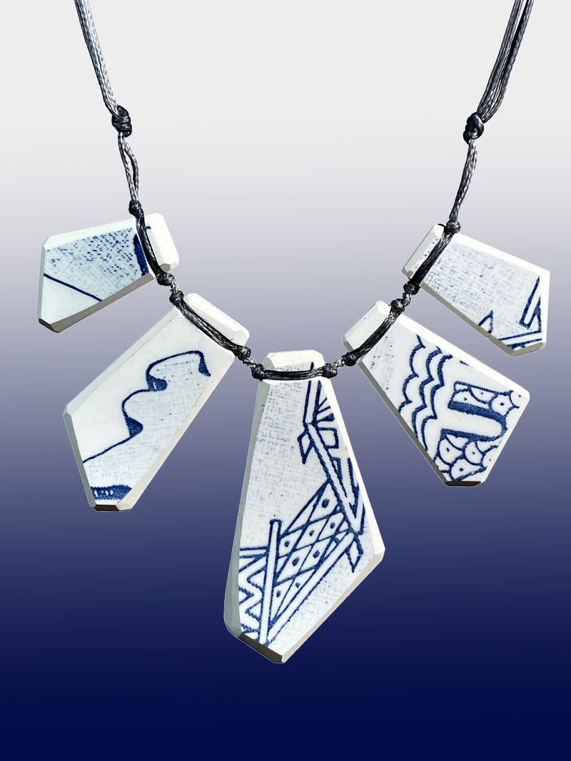Crown Lynn Willow Pattern Ceramic Array Necklace