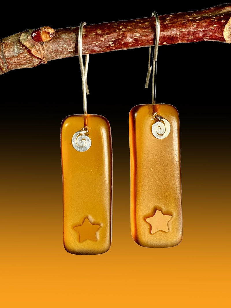 Star Signature Earrings in Vintage Amber